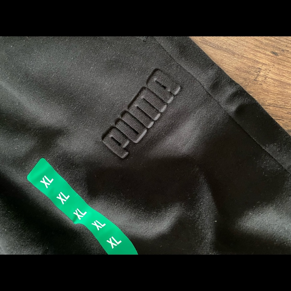 Men’s Puma Sweatpants - Picture 3 of 5